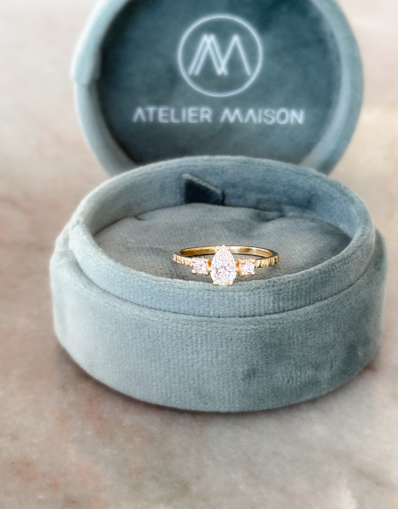 Atelier Maison Fall Feelings ring |  18K geel goud