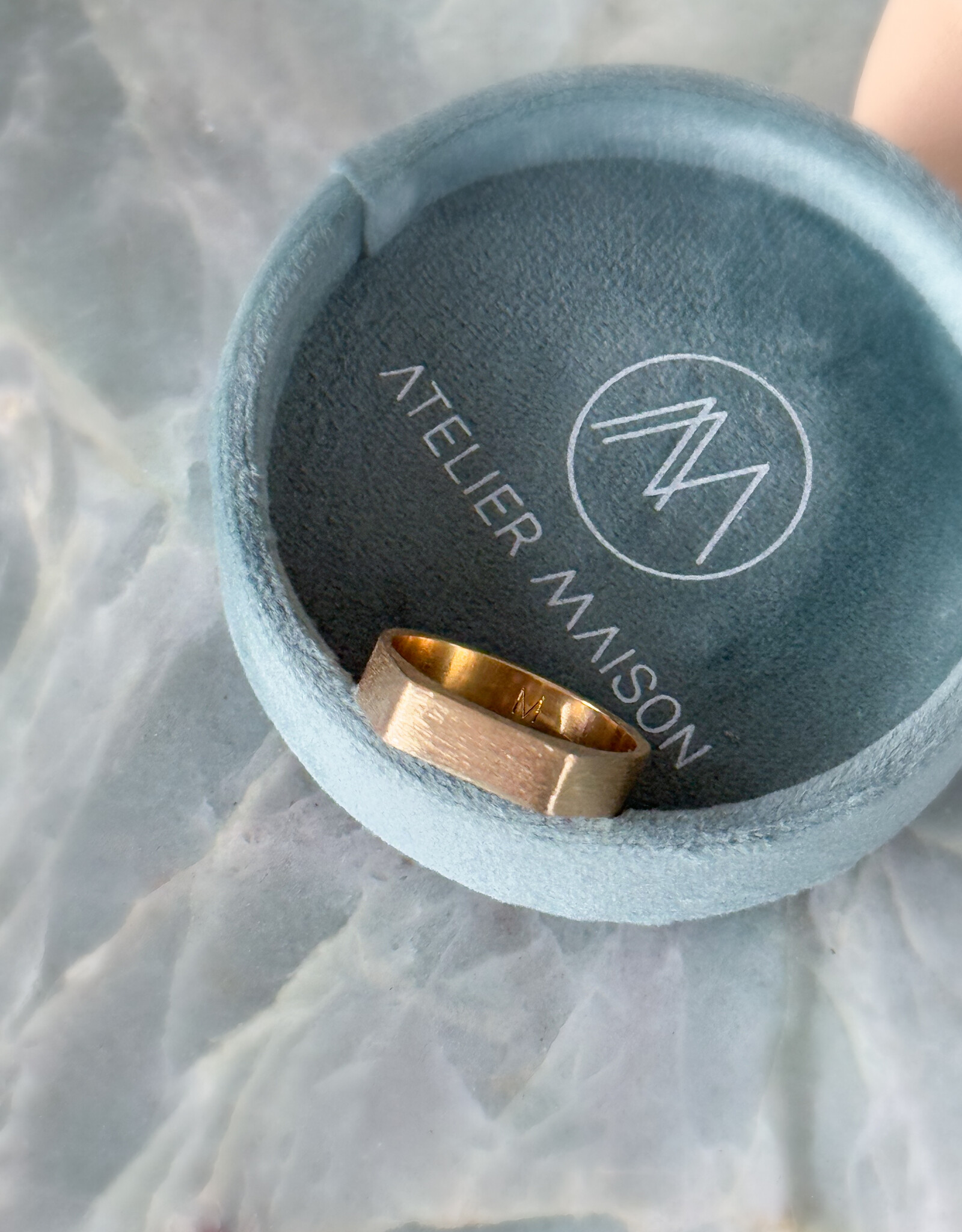 Atelier Maison unforgettable mannen asring