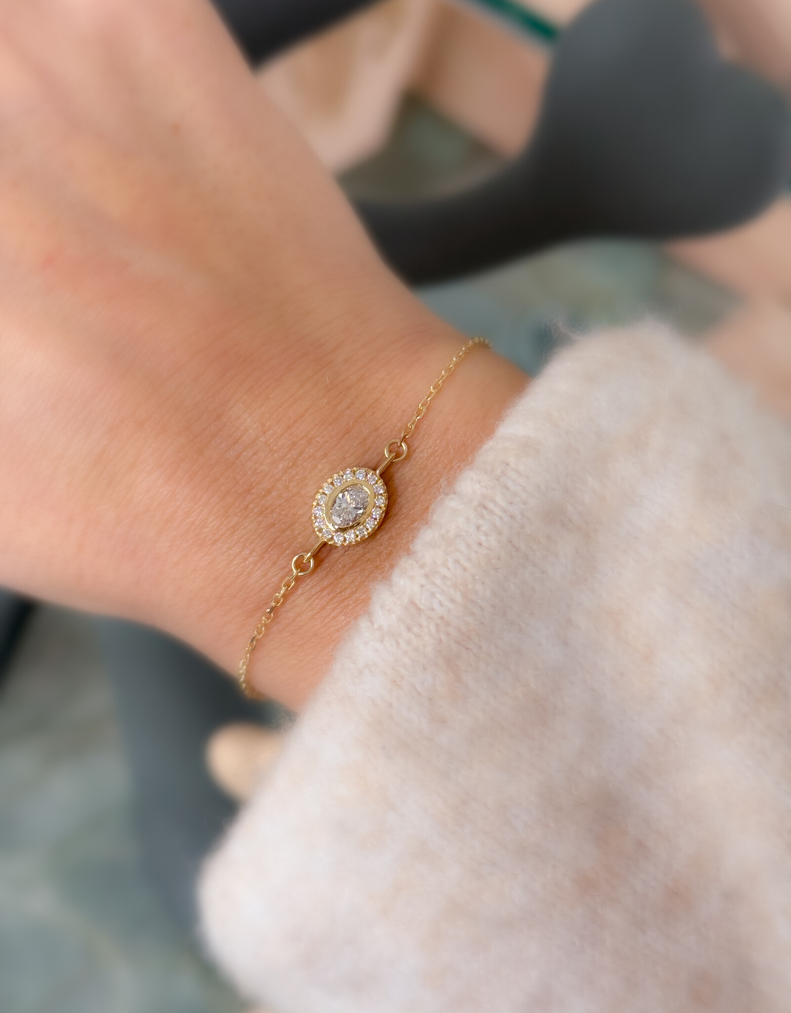 Atelier Maison met kleursteen en/of diamanten