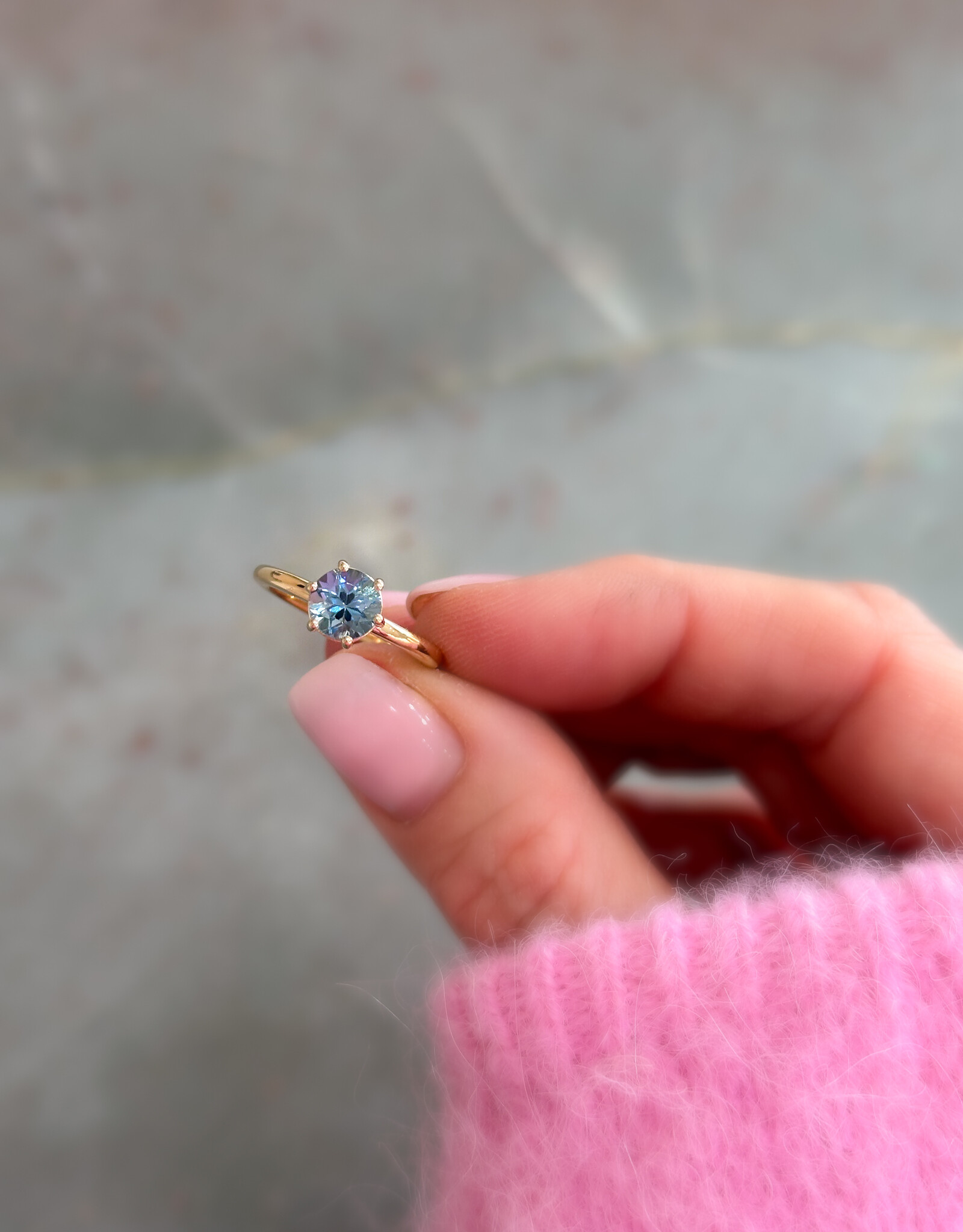 Atelier Maison The Big Promise ring met topaas