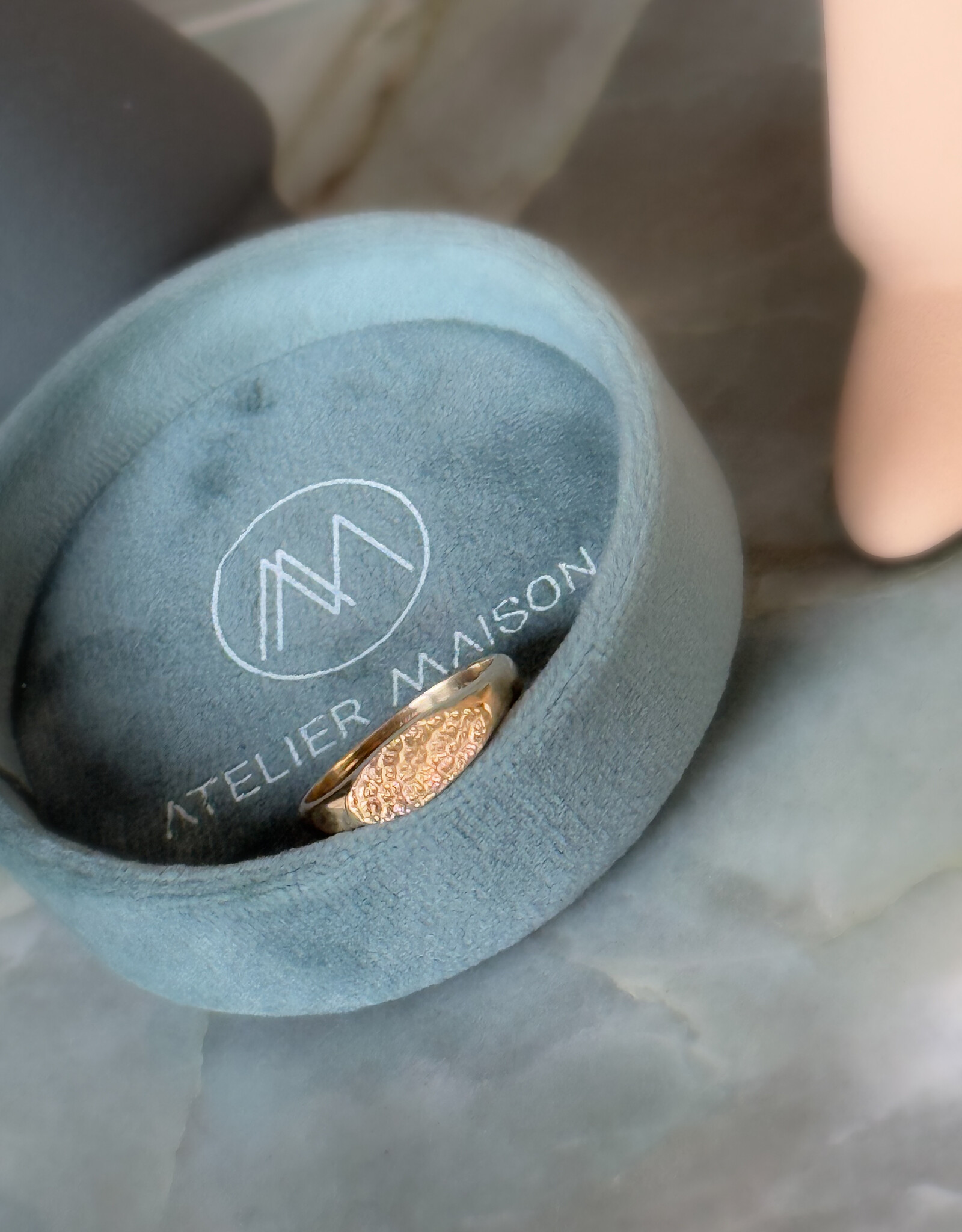 Atelier Maison Snoot Dog ring