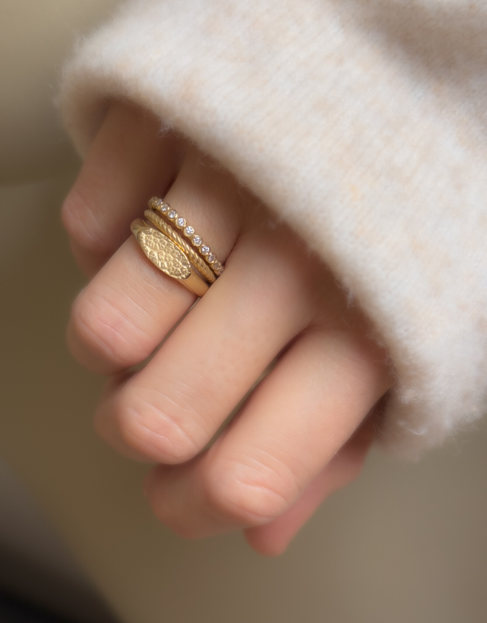 Atelier Maison Snoot Dog ring