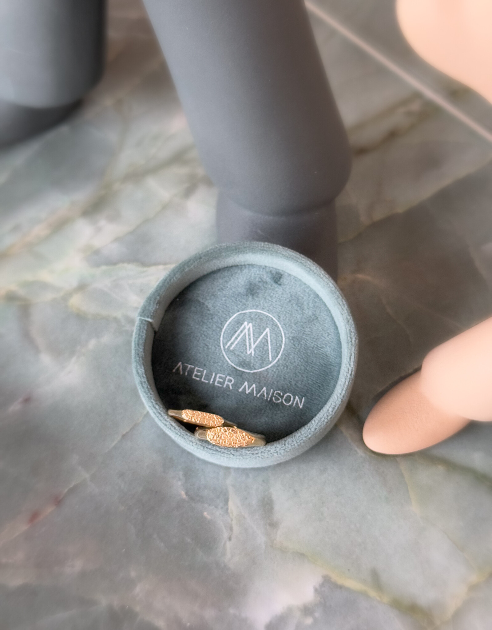 Atelier Maison Snoot Dog ring