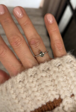 Atelier Maison The Happy Tear ring | kleursteen