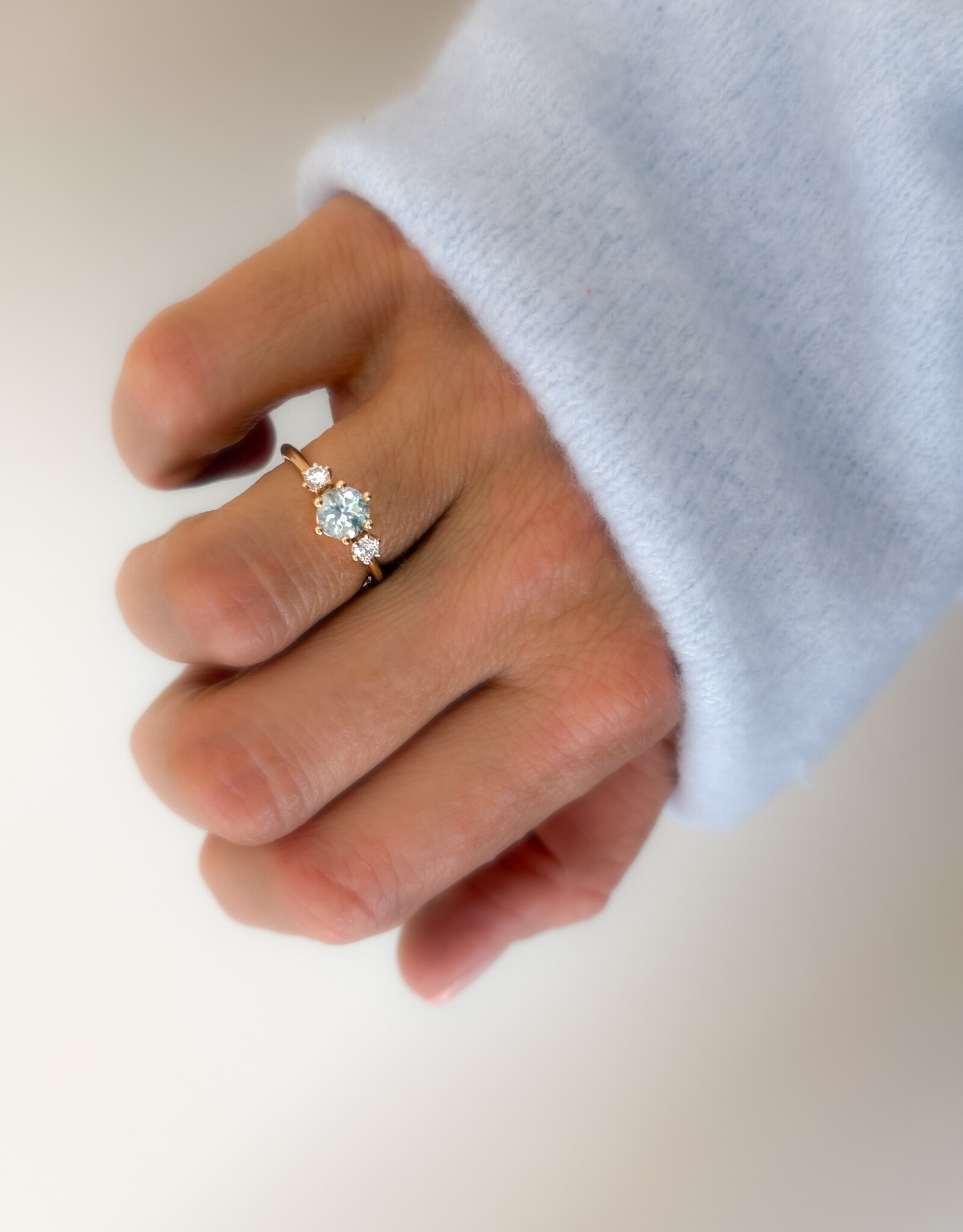 Atelier Maison Astonished ring |  kleursteen