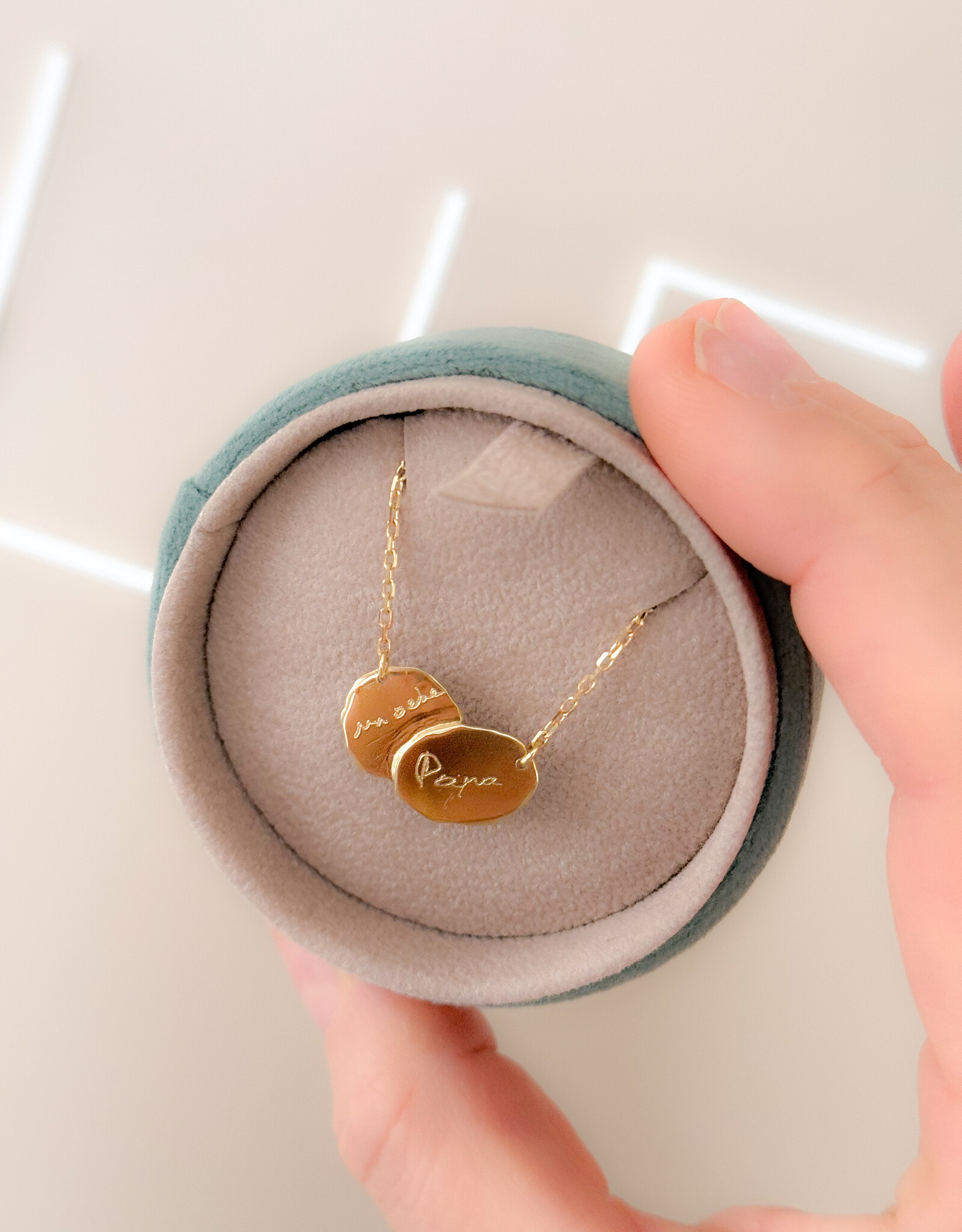 Atelier Maison Two of a kind  hanger + halsketting