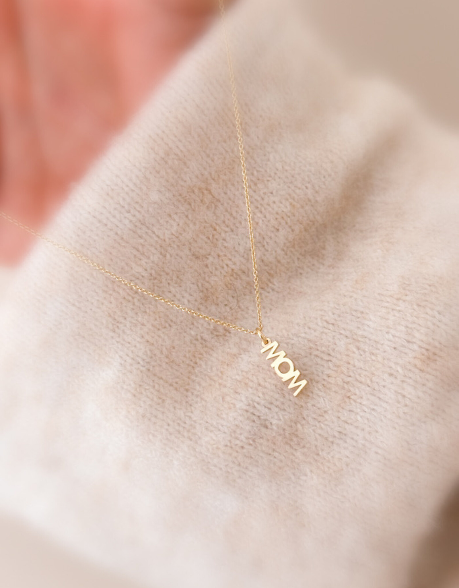 Atelier Maison MOM/WOW hanger en halsketting 18K geel goud