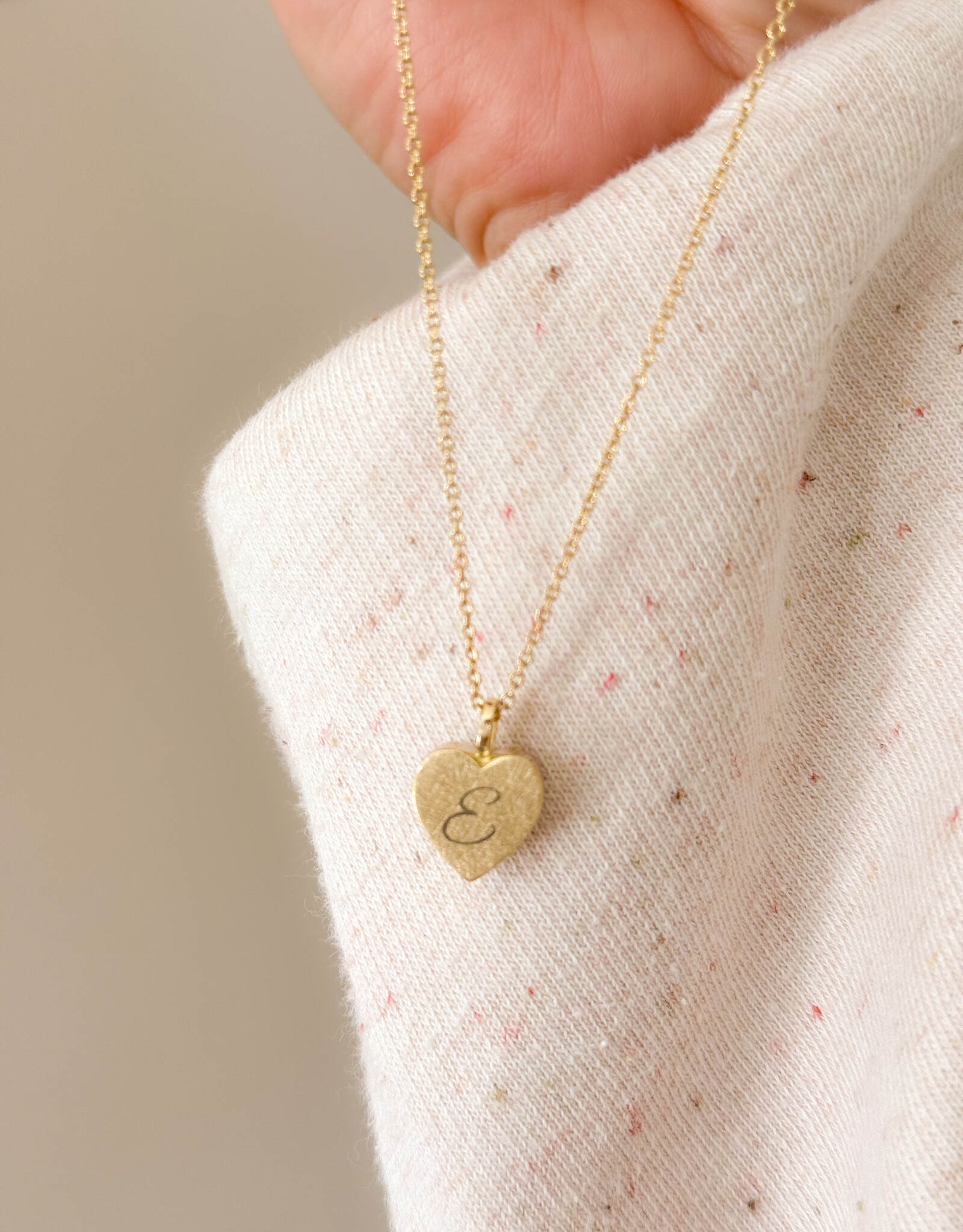 Atelier Maison Full of love  halsketting met as