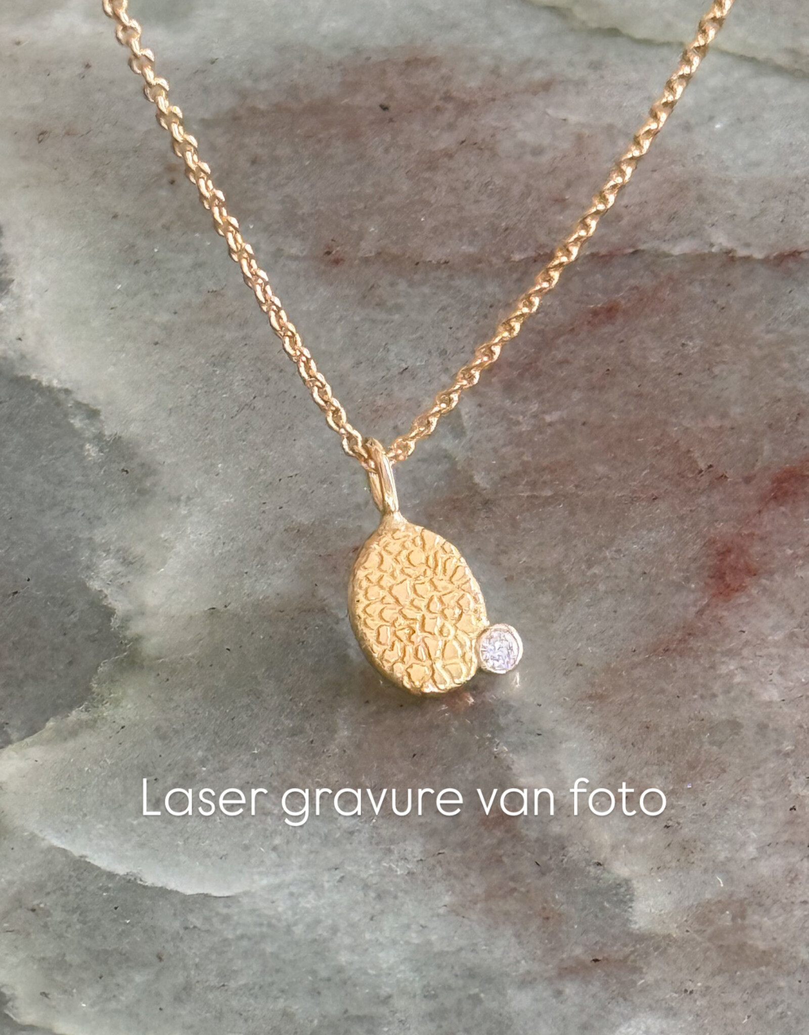 Atelier Maison Diamond Fluffy Love halsketting | ≠  formaten