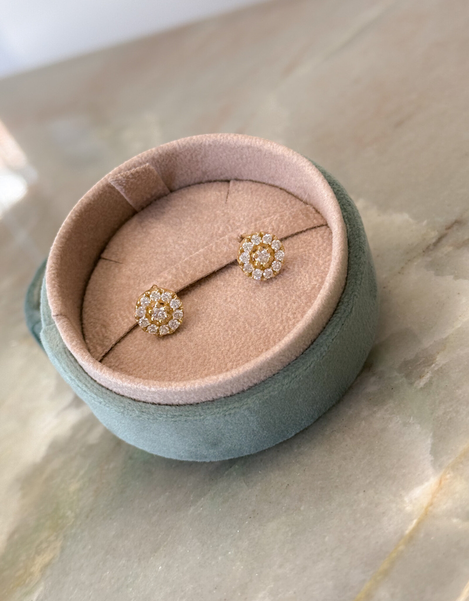 Atelier Maison Thankful oorbellen | 18K geel goud