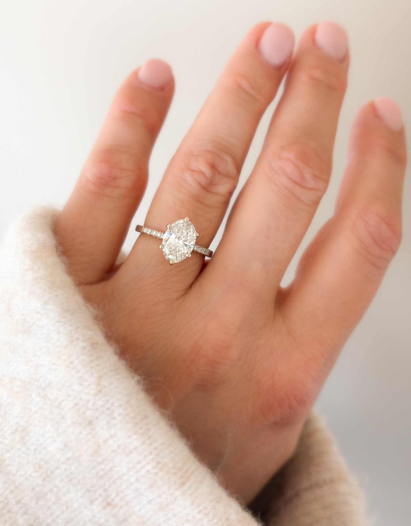 Atelier Maison Wonderland ring | mt 52 | 18K champagne wit goud