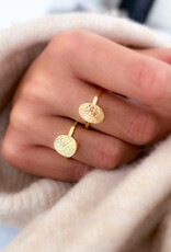 Atelier Maison The Fluffy Snuggles ring | ≠  formaten Atelier Maison The Fluffy Snuggles ring | ≠  formaten