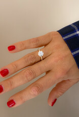 Atelier Maison The Lily ring | mt54| 18K geel goud