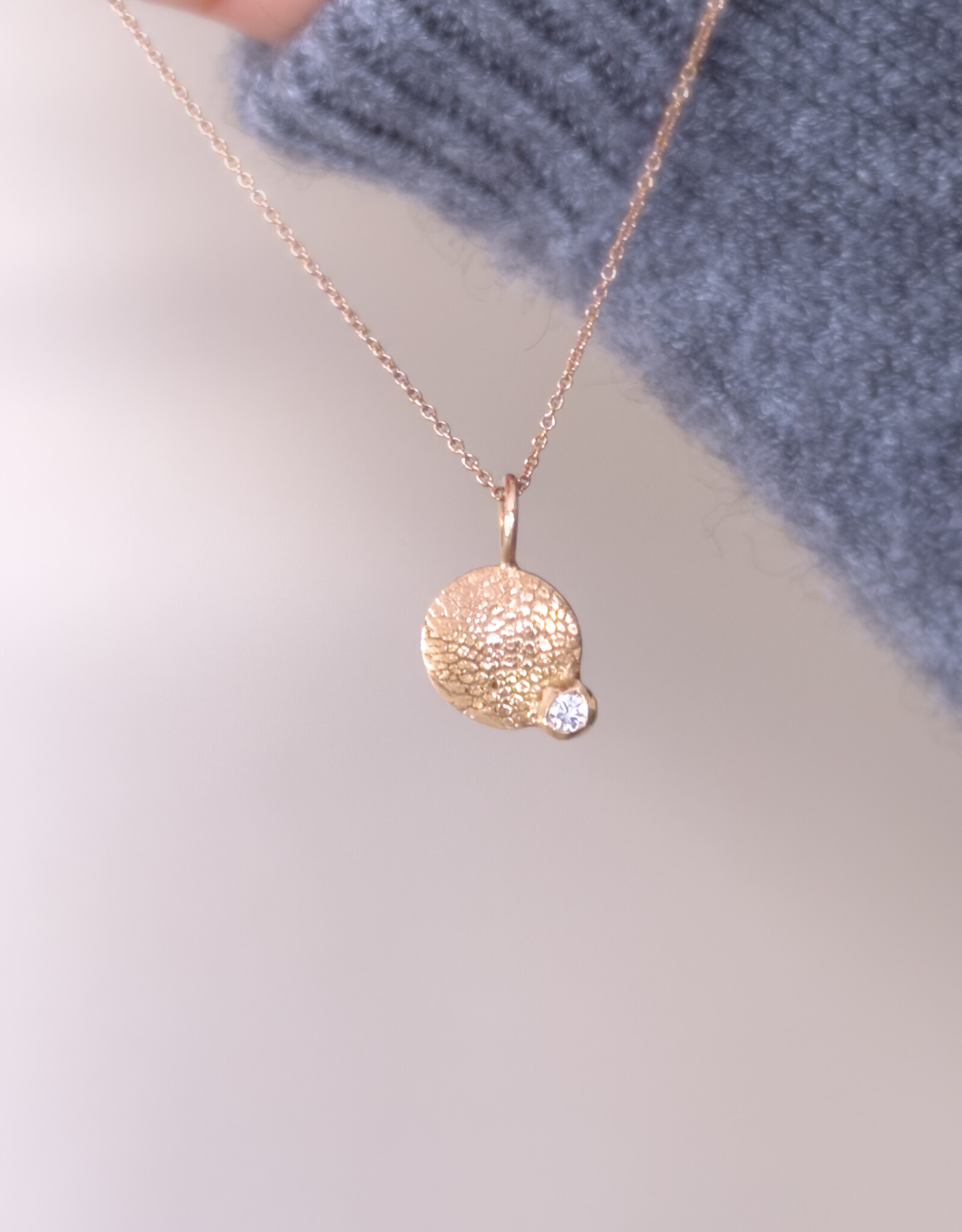 Atelier Maison Diamond Fluffy Love halsketting | ≠  formaten