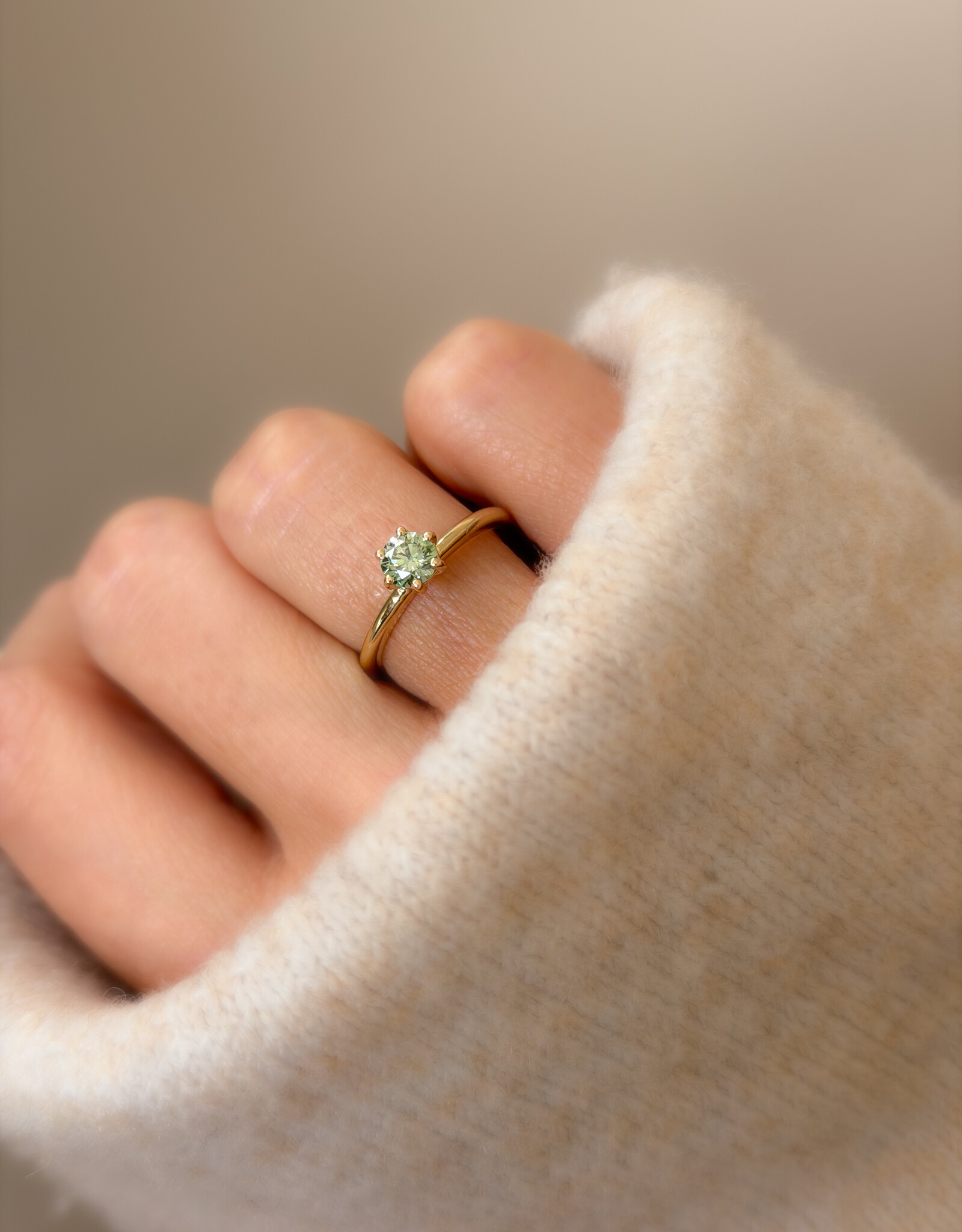 Atelier Maison mt 54 | 18K geel goud | groene LGD