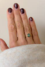 Atelier Maison Blush ring | 18K geel goud | groene LGD 1,03ct