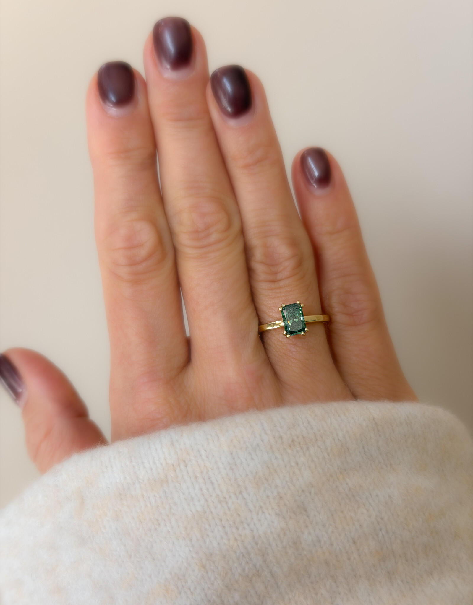 Atelier Maison Blush ring | 18K geel goud | groene LGD 1,03ct