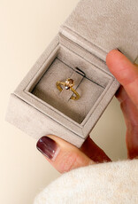 Atelier Maison Selflove ring | 18K geel goud | gehamerde ringband