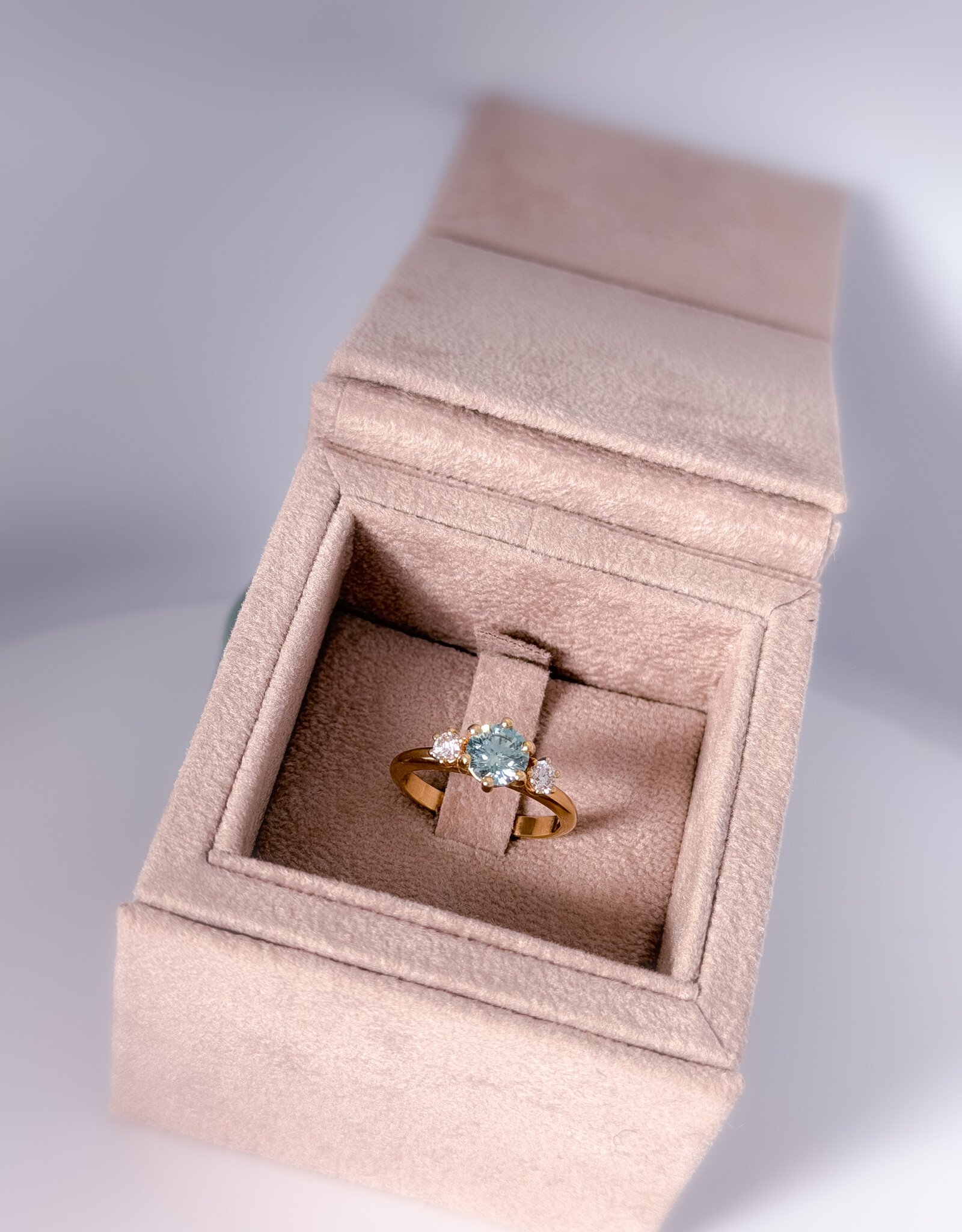 Atelier Maison  Astonished ring | bredere ringband | mt52