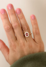 Atelier Maison Happy Together ring met roze spinel