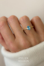 Atelier Maison Selflove ring met blauwe diamant