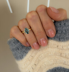 Atelier Maison Selflove ring met blauwe diamant | vanaf