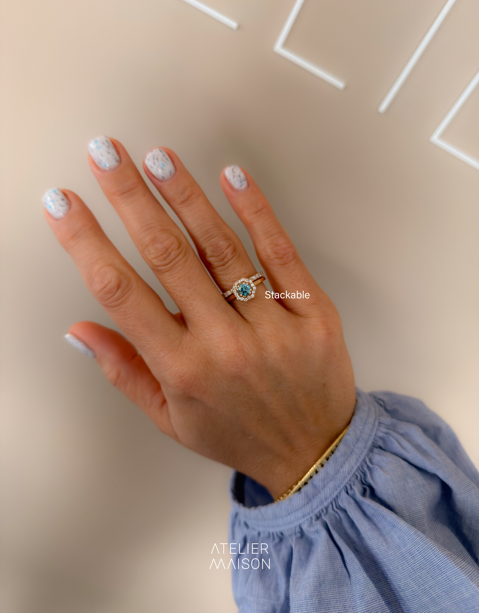 Atelier Maison The Glow ring met blauwe diamant