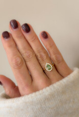 Atelier Maison Crazy About You ring met groene diamant