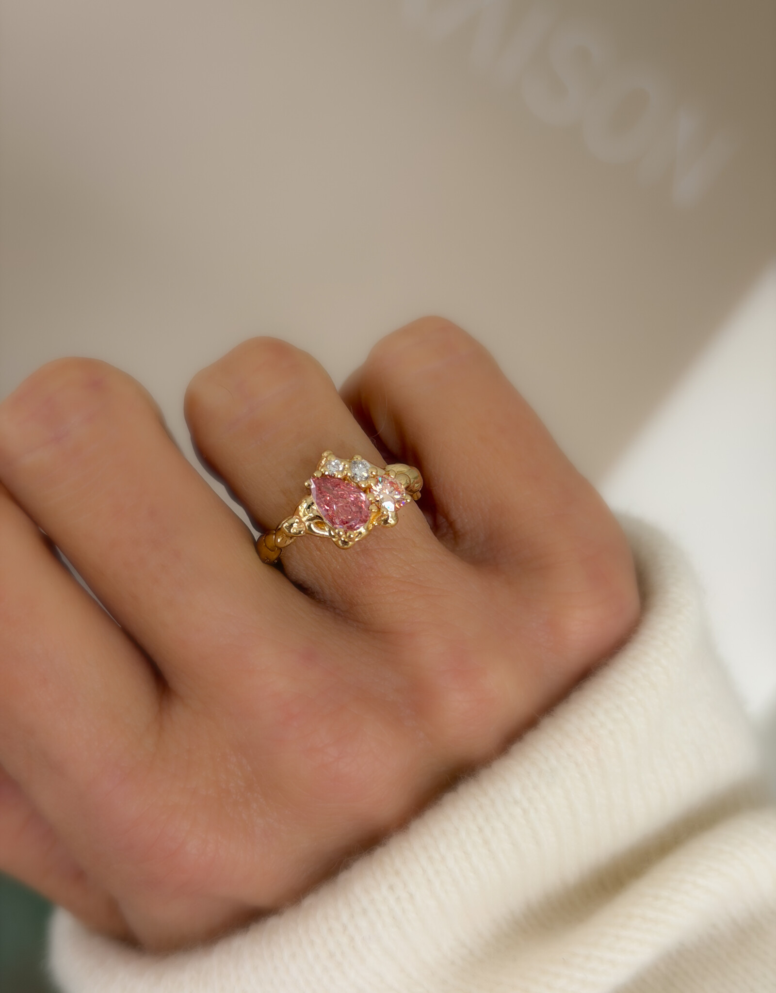 Atelier Maison Peony | One of One | Nr. 07