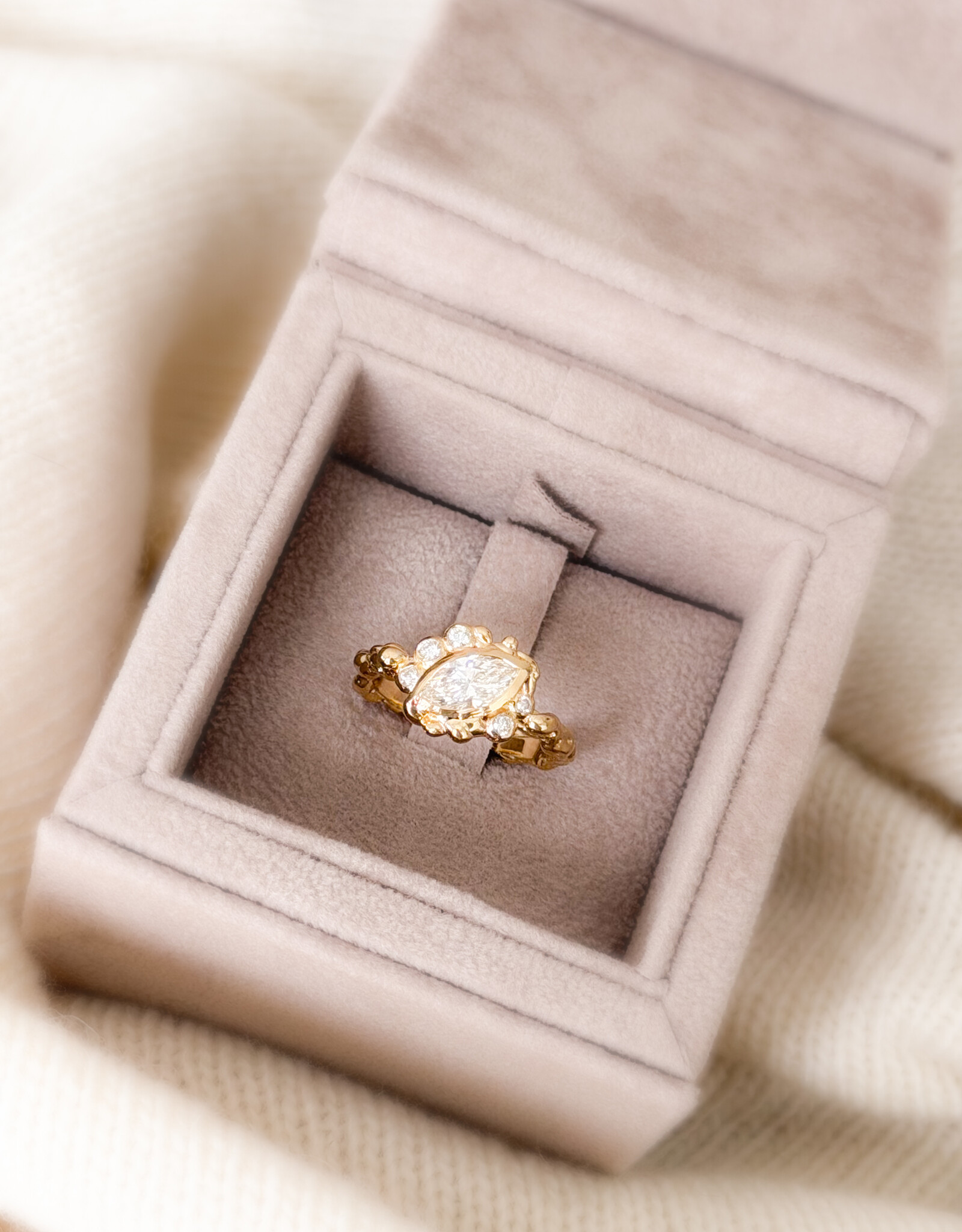 Atelier Maison Dewdrops | One of One | Nr. 09