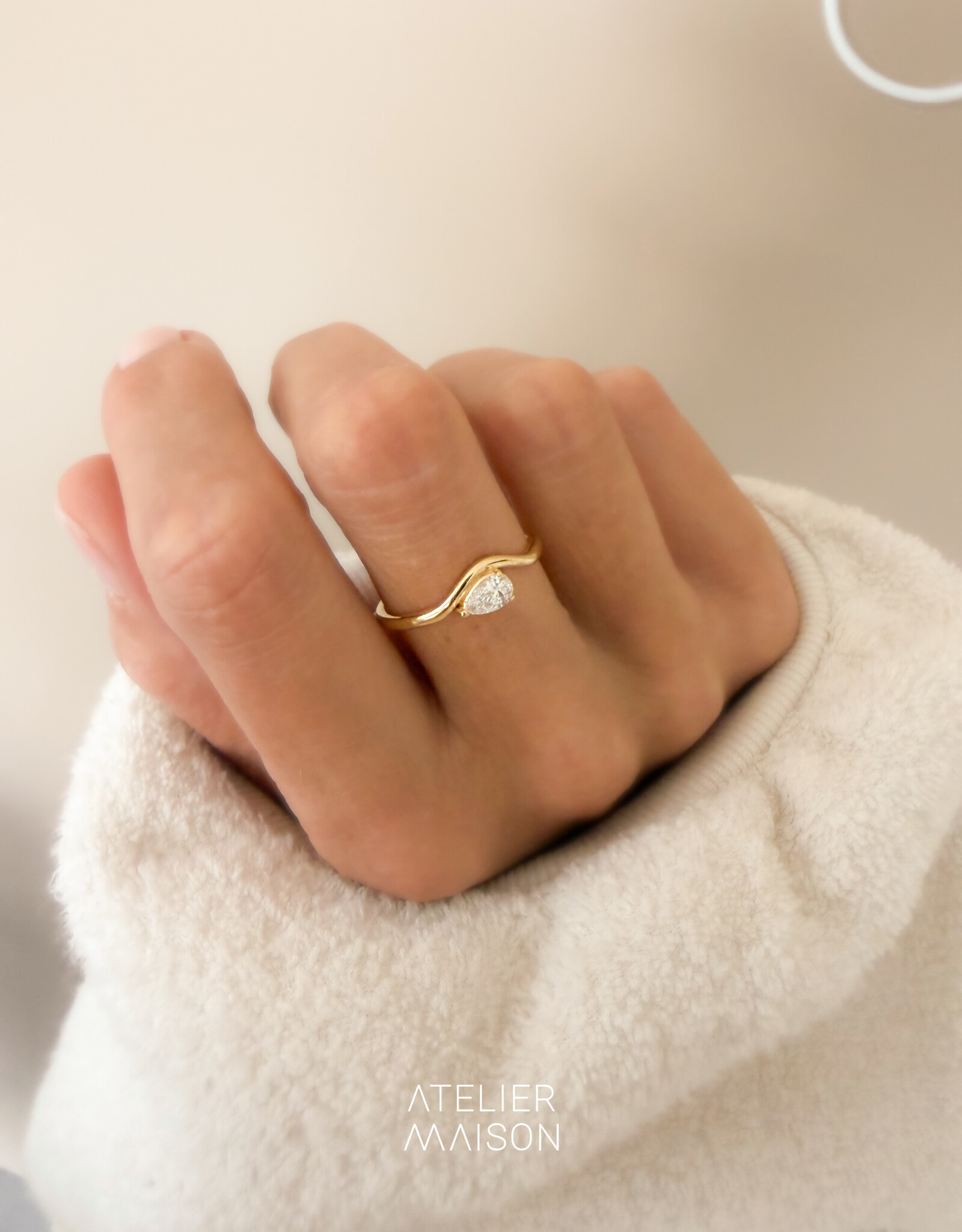 Atelier Maison Embrace Me ring met diamant