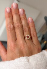 Atelier Maison met roze labgrown diamant