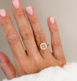 Atelier Maison Pillow Talk ring met roze diamant