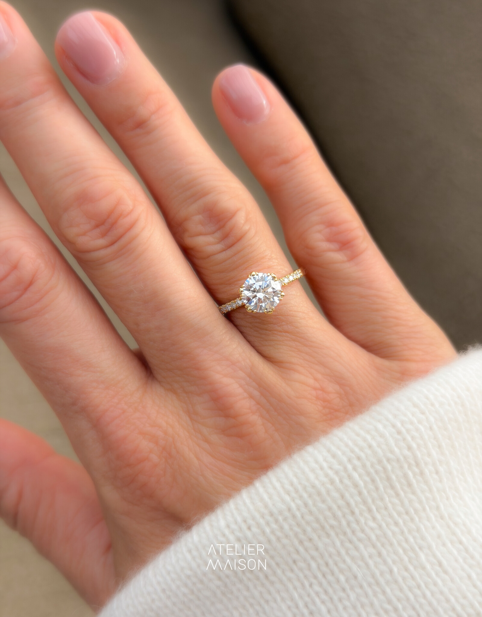Atelier Maison The Lily ring | mt54| 18K geel goud