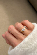 Atelier Maison Dazzling ring | mt52 | 18K geel goud
