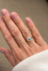 Atelier Maison The Glow ring met blauwe diamant