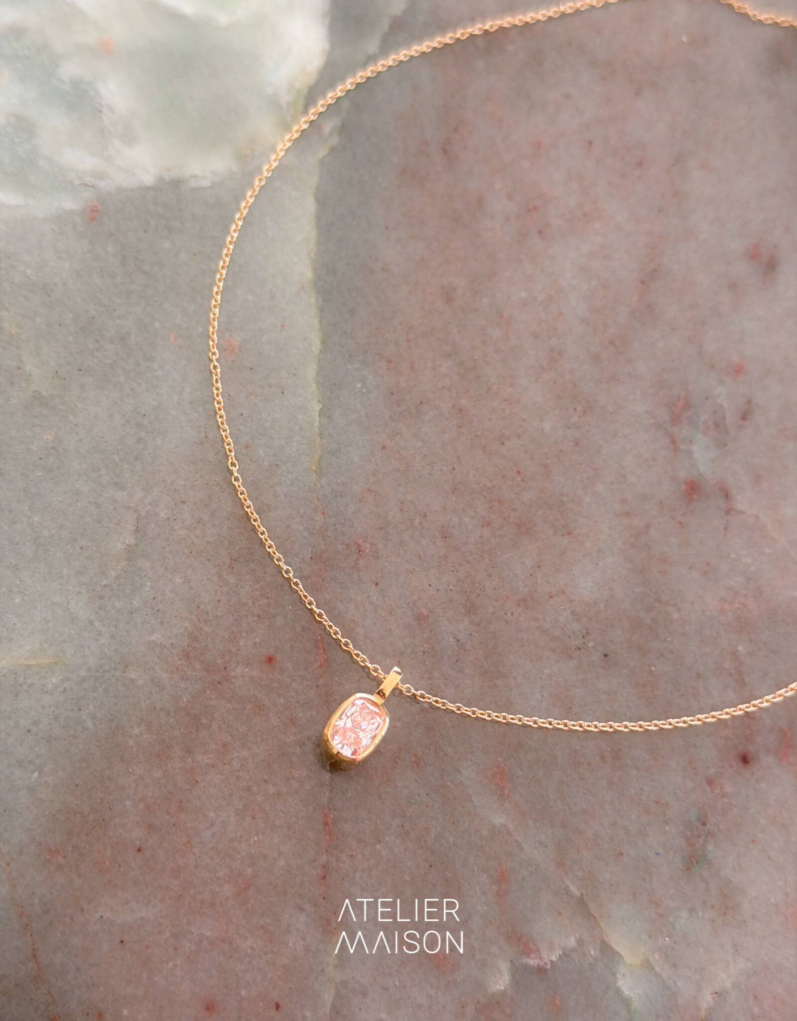 Atelier Maison Always By My Side  hanger met as