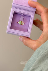 Atelier Maison Soulmates ring met witte en groene diamant