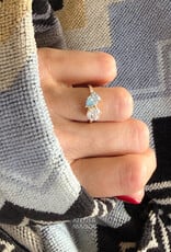 Atelier Maison Soulmates ring met witte en blauwe diamant