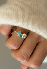Atelier Maison Soulmates ring met witte en blauwe diamant