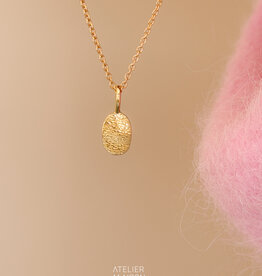 Atelier Maison Fluffy Love hanger | vanaf