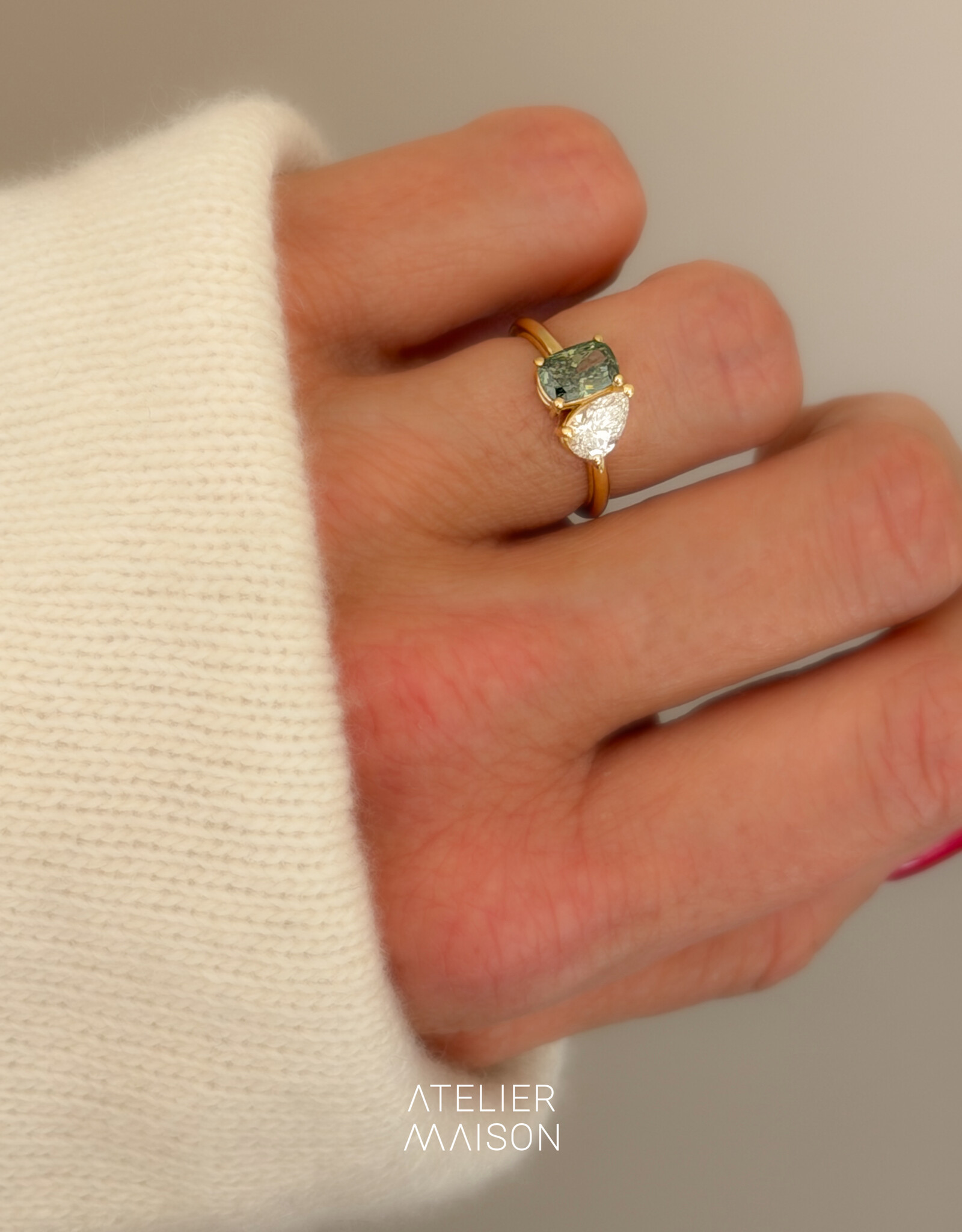 Atelier Maison Soulmates ring met witte en groene LGD (0,8 en 0,5ct)