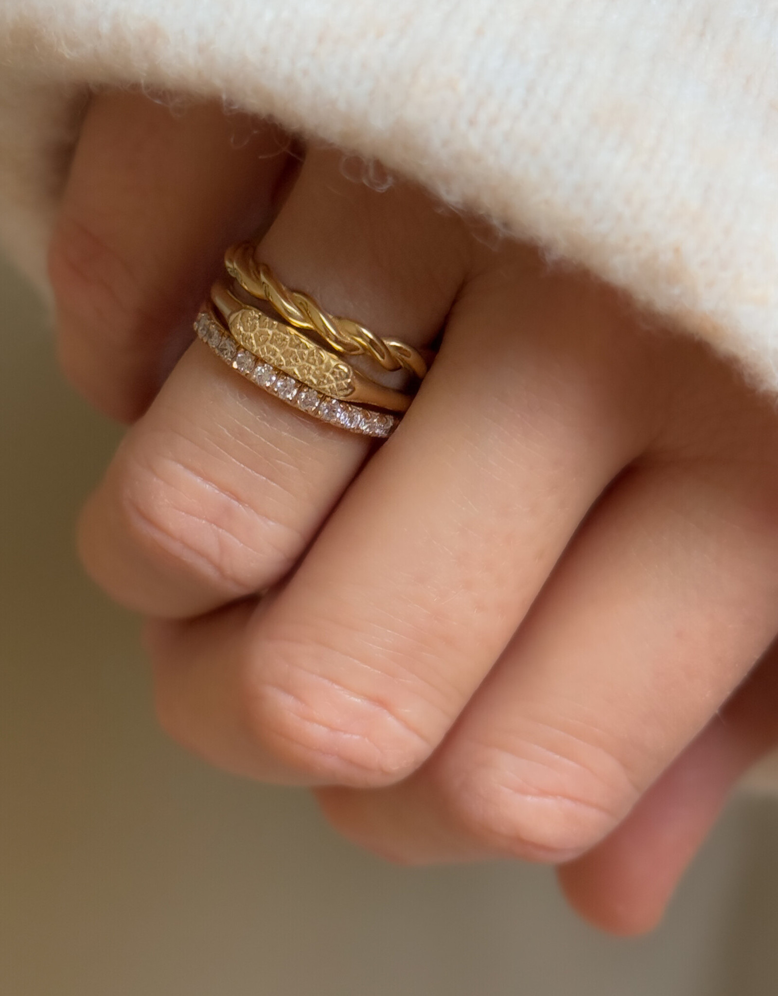 Atelier Maison Snoot Dog ring