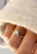 Atelier Maison The Colorful ring met witte en kleurdiamanten