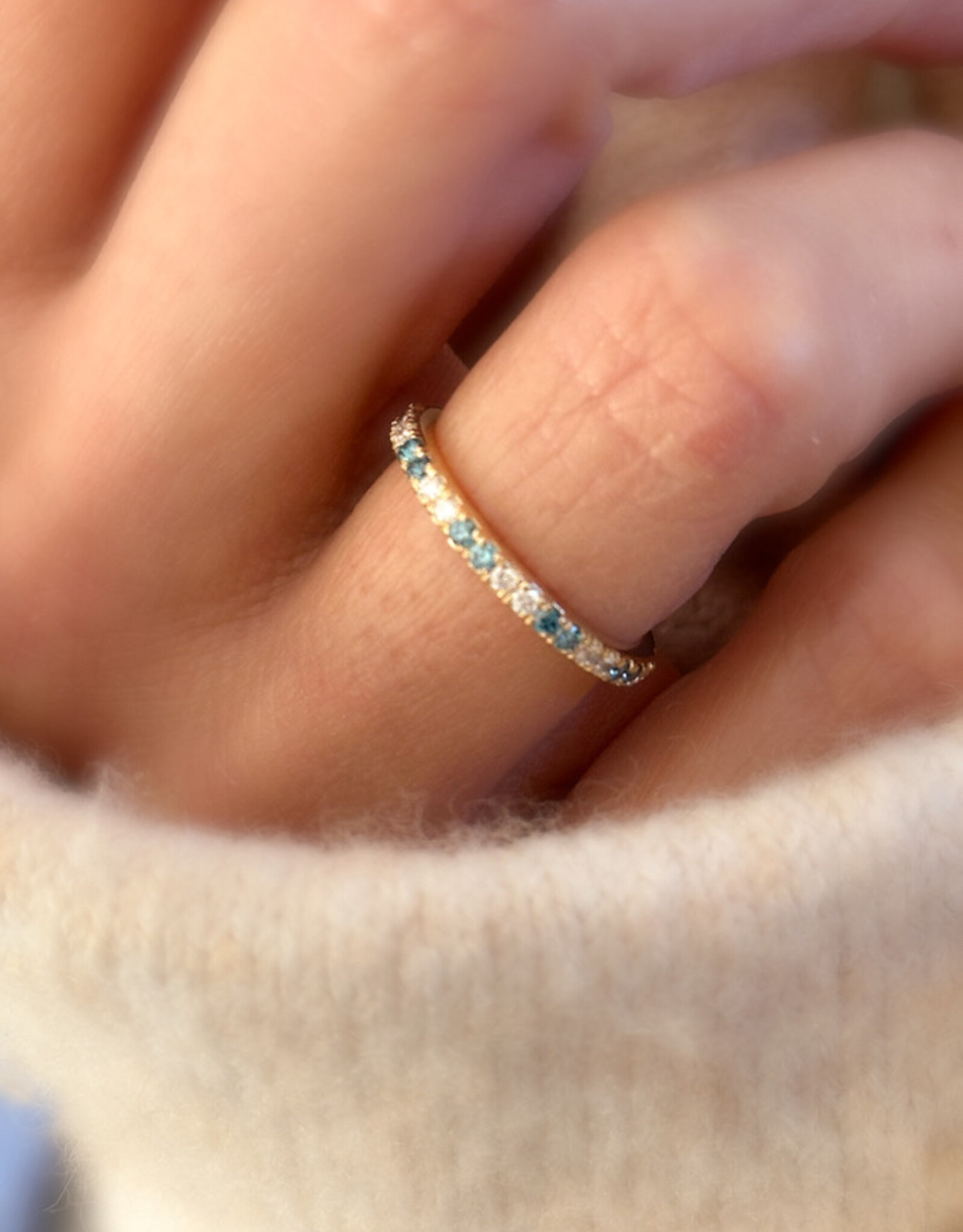 Atelier Maison The Colorful ring met witte en kleurdiamanten