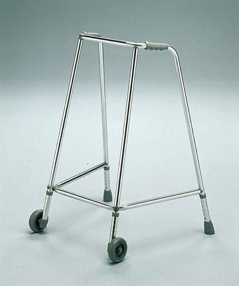 Patterson Medical Looprek Elc6 2 Wielen Verstelbaar 81 89 patterson medical kopen in de aanbieding