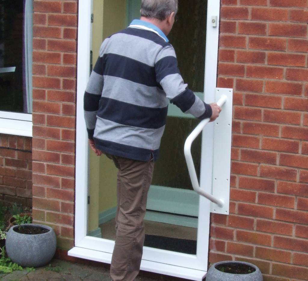 Handyrail Gehoekt Staal Gecoat huismerk kopen in de aanbieding