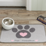 Pet Rebellion Dinner Mate Large Absorbent Pet Food Mat, Heart 40x60cm