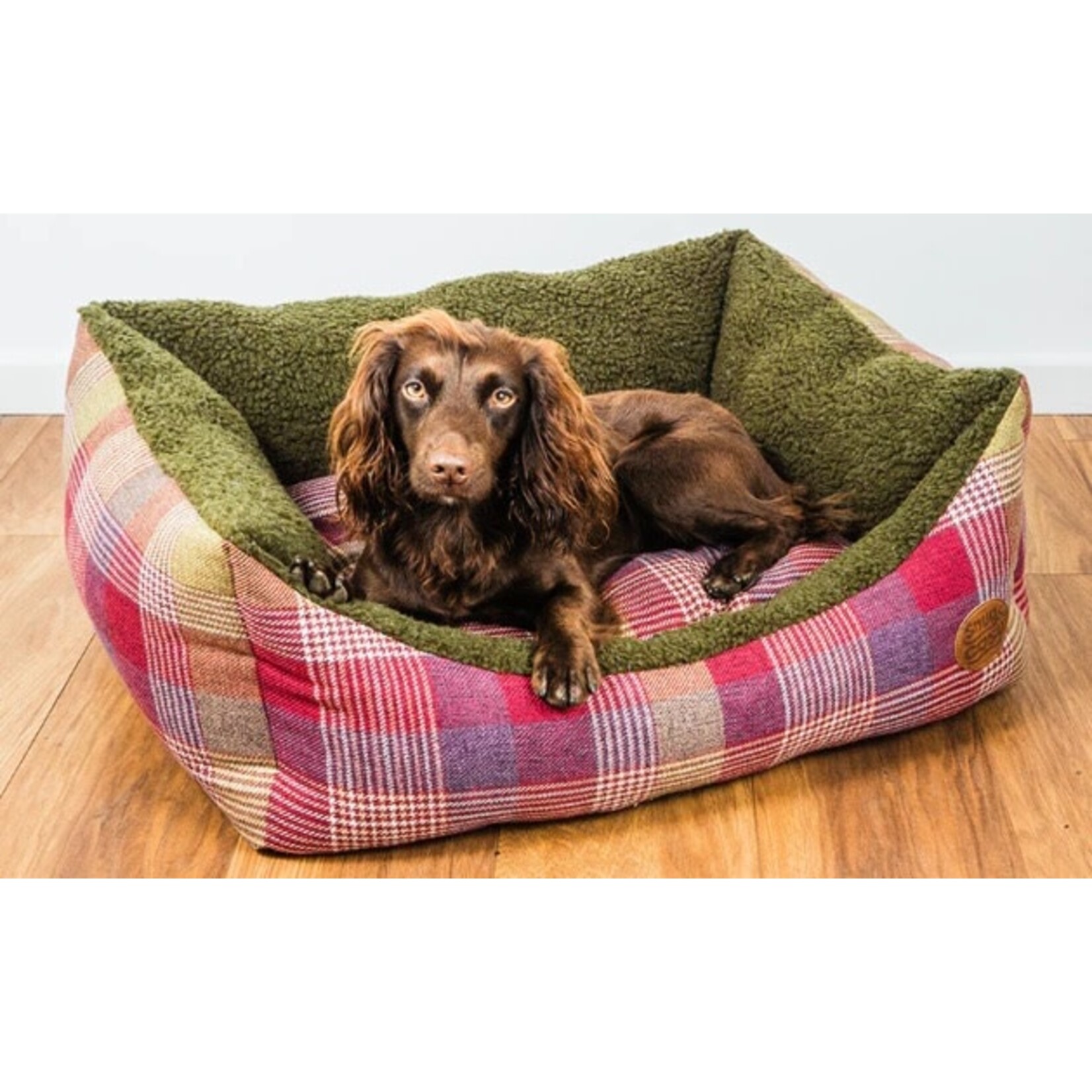 Snug & Cosy Highland Faux Wool Rectangular Dog Bed, Mulberry