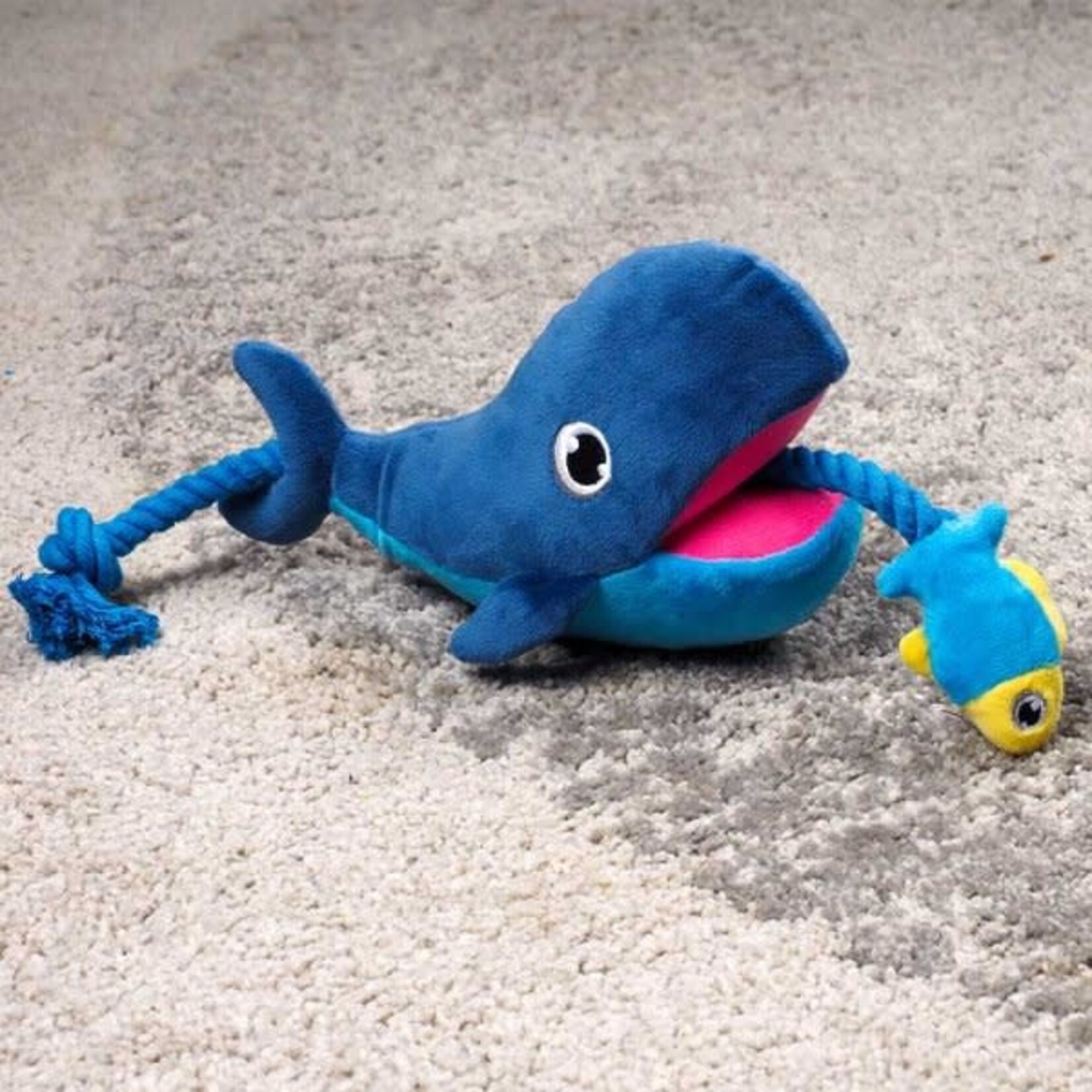 Zöon Whale Tugga Fish Plush Dog Toy